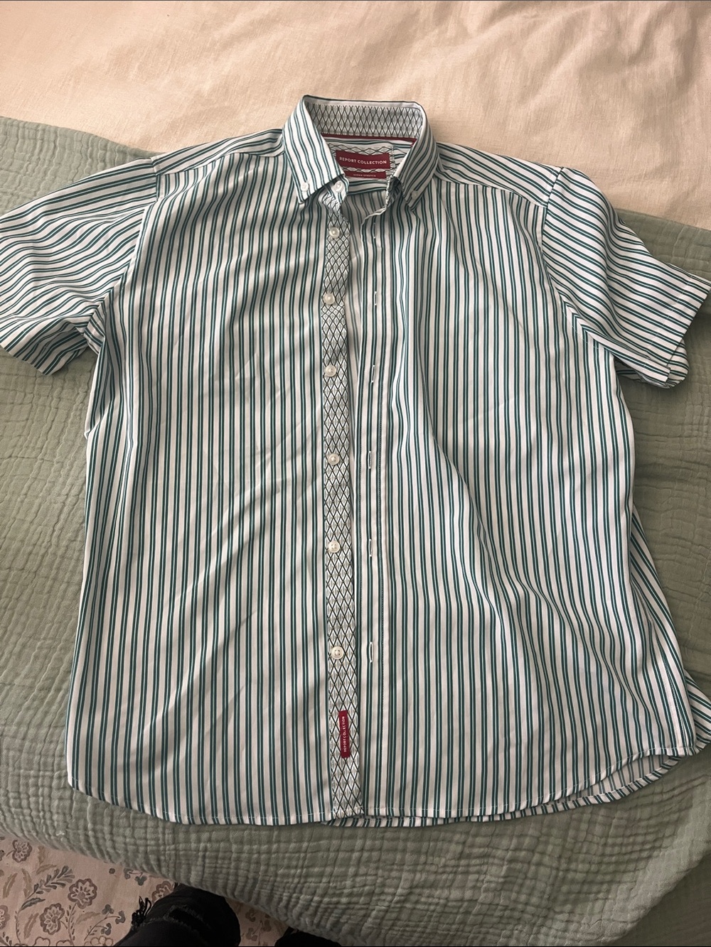 Hyper Stretch men’s thin button up